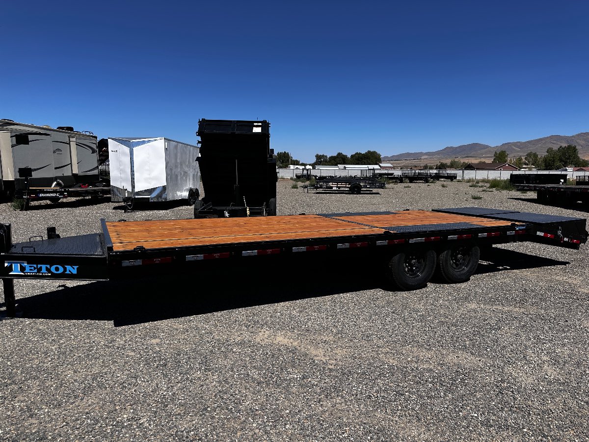 2026 Teton 20+5 DECKOVER New equipment / flatbed trailer, 102X20, 16,000 lb GVWR, for sale at The Trailer Store in Winnemucca, Nevada (I-80), stock #TTS-F400159 — front view