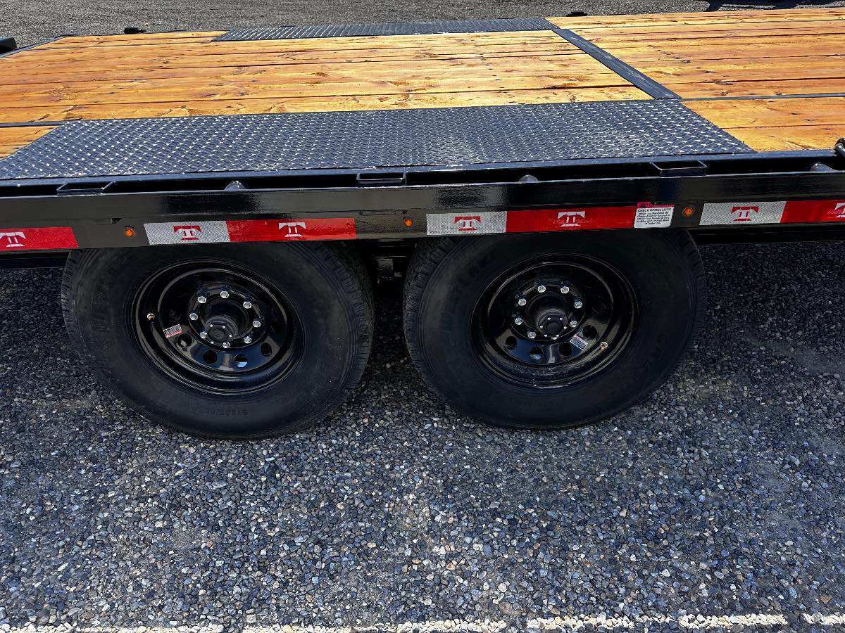 2026 Teton 20+5 DECKOVER New equipment / flatbed trailer, 102X20, 16,000 lb GVWR, for sale at The Trailer Store in Winnemucca, Nevada (I-80), stock #TTS-F400159 — axles and undercarriage