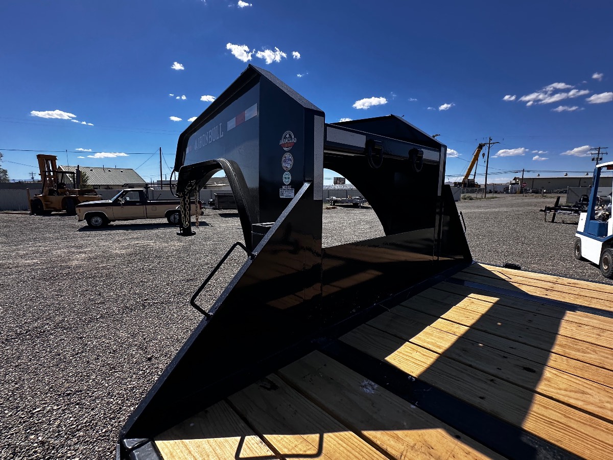 2027 Iron Bull 28' HYDRAULIC DOVETAIL New equipment / flatbed trailer, 28'X102", 22,000 lb GVWR, for sale at The Trailer Store in Winnemucca, Nevada (I-80), stock #TTS-V1916482 — optional equipment detail