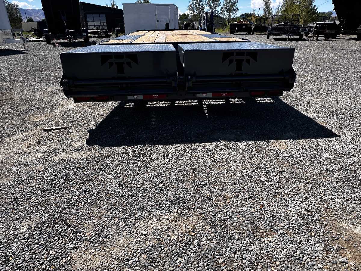 2026 Teton 20+5 DECKOVER New equipment / flatbed trailer, 102X25, 16,000 lb GVWR, for sale at The Trailer Store in Winnemucca, Nevada (I-80), stock #TTS-F400161 — deck and bed detail