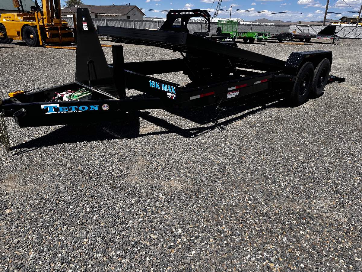 2025 Teton 20' FULL TILT New tilt deck trailer, 20', 16,000 lb GVWR, for sale at The Trailer Store in Winnemucca, Nevada (I-80), stock #TTS-F400860 — hitch and tongue detail