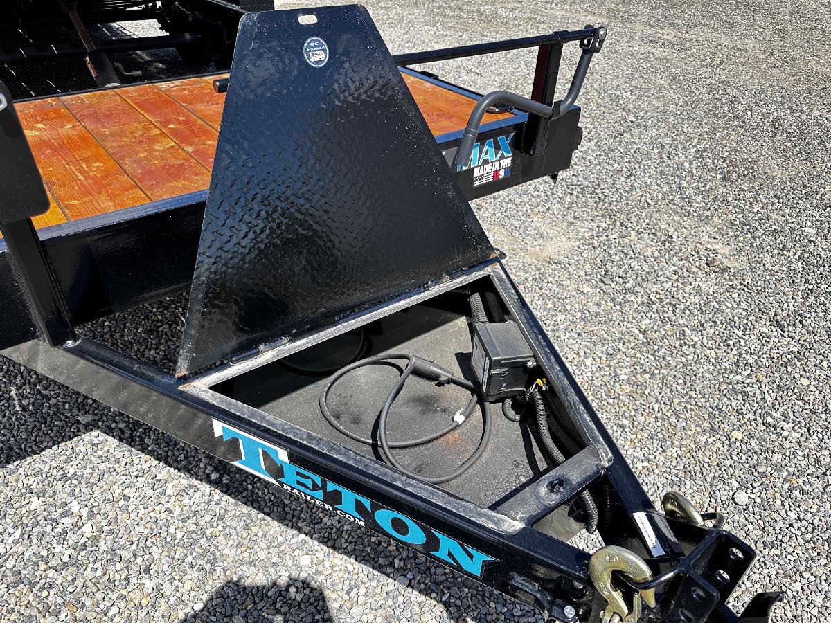 2026 Teton 20' (16+4’) Tilt New tilt deck trailer, 20', 14,000 lb GVWR, for sale at The Trailer Store in Winnemucca, Nevada (I-80), stock #TTS-F400329 — detail photo 11