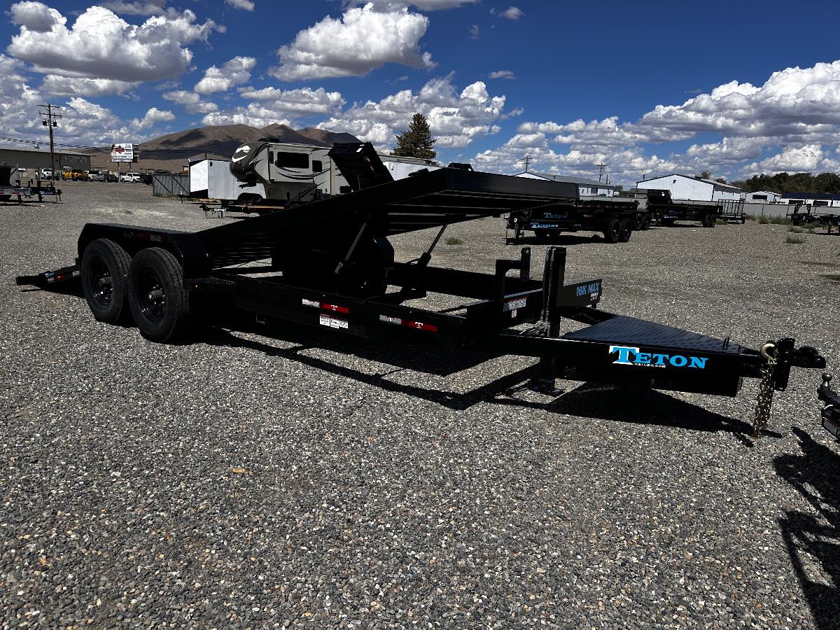 2026 Teton 20' FULL TILT New tilt deck trailer, 20', 16,000 lb GVWR, for sale at The Trailer Store in Winnemucca, Nevada (I-80), stock #TTS-F400334 — deck and bed detail