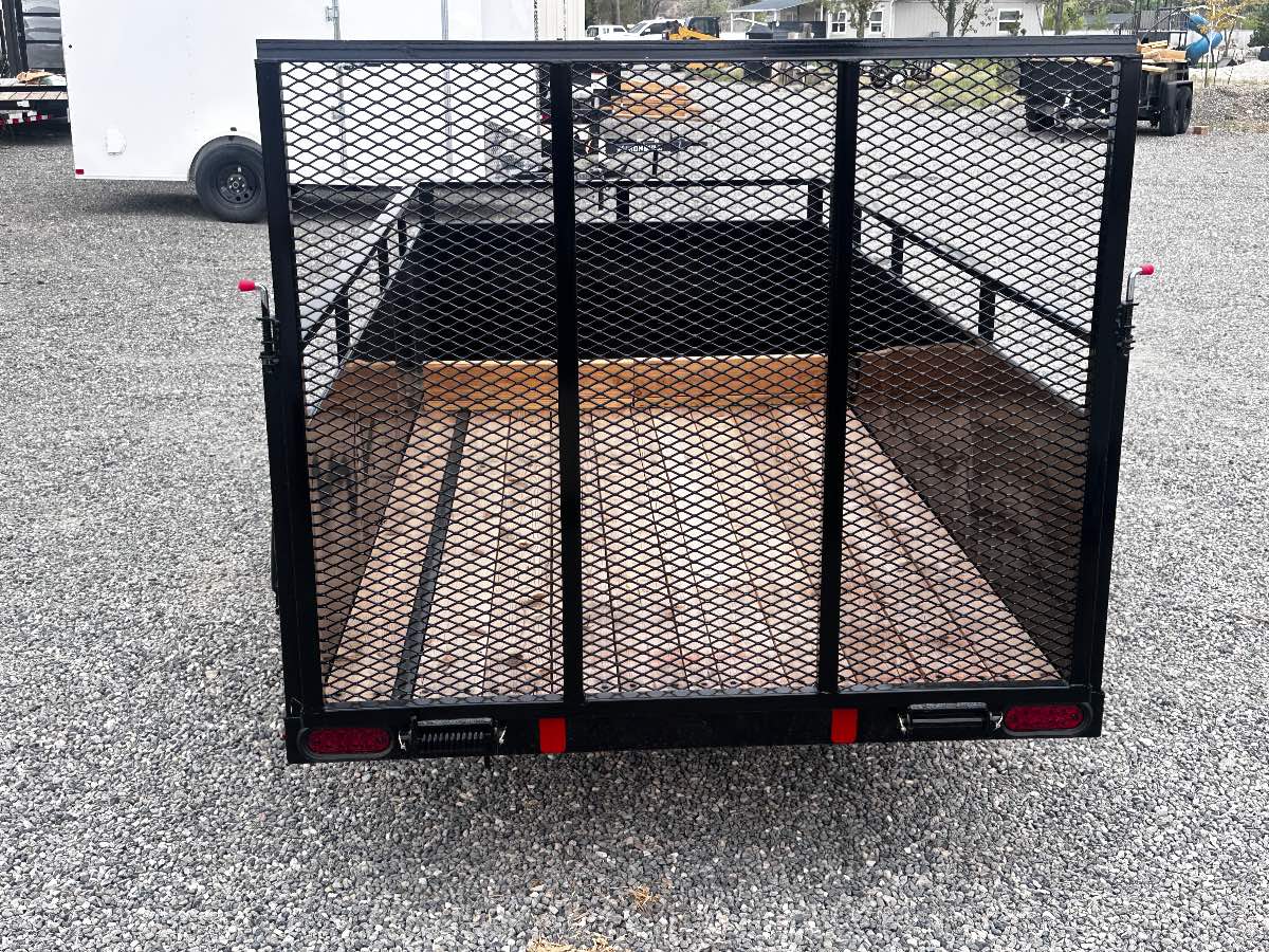 2027 Summit Trailers 5x10 Utility New utility trailer, 60"x10', 2,990 lb GVWR, for sale at The Trailer Store in Winnemucca, Nevada (I-80), stock #T1020042 — optional equipment detail