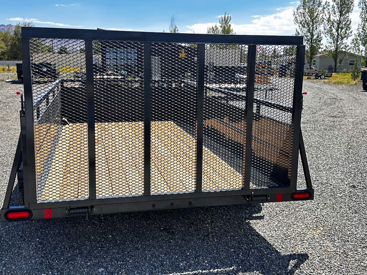 2027 Summit Trailers Cascade 7x14 Utility New utility trailer, 14'x82", 7,000 lb GVWR, for sale at The Trailer Store in Winnemucca, Nevada (I-80), stock #TTS-V1020347 — optional equipment detail