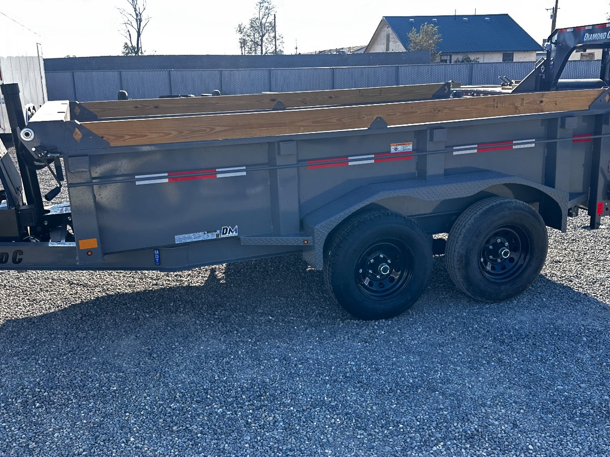2027 Diamond C 77"x12'  Pacesetter Dump New dump trailer, 12'x77, 9,890 lb GVWR, for sale at The Trailer Store in Winnemucca, Nevada (I-80), stock #TTS-317785 — optional equipment detail