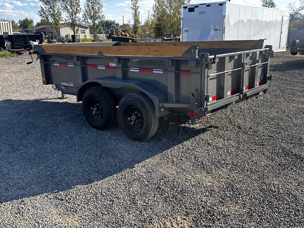 2027 Diamond C 77"x12'  Pacesetter Dump New dump trailer, 12'x77, 9,890 lb GVWR, for sale at The Trailer Store in Winnemucca, Nevada (I-80), stock #TTS-317785 — interior or cargo area
