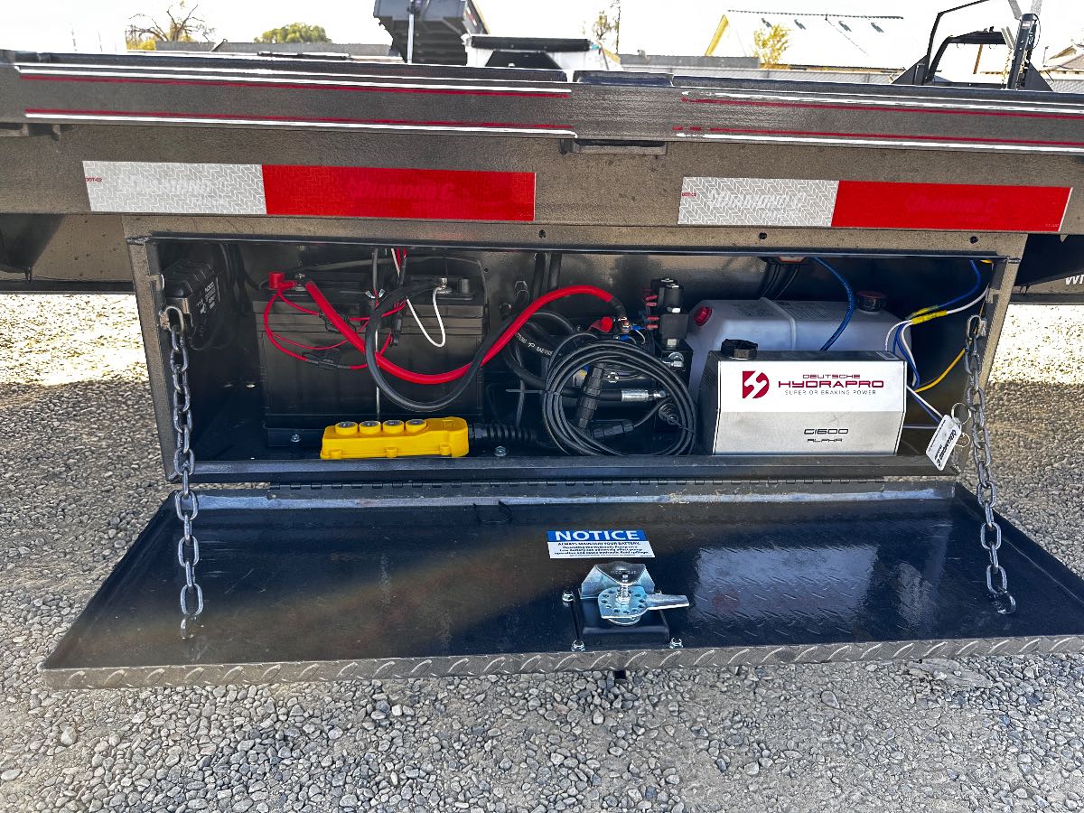 2027 Diamond C FMAX212 2.0 Engineered Beam 25.9K w/ Hydraulic Dovetail Pacesetter New equipment / flatbed trailer, 35X102, 25,900 lb GVWR, for sale at The Trailer Store in Winnemucca, Nevada (I-80), stock #TTS-319509 — interior or cargo area